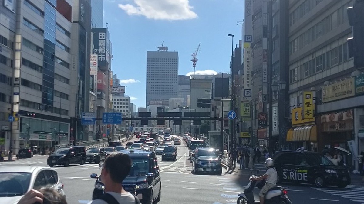 東京は壊れた心の町だ