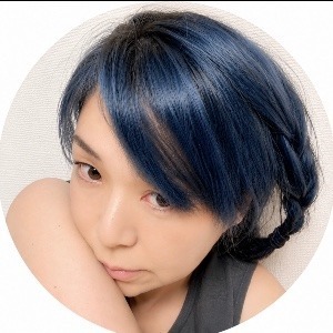 にぃなな